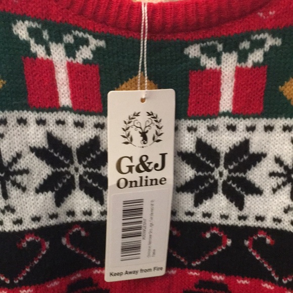 Festive Red Sweater - Picture 3 of 7